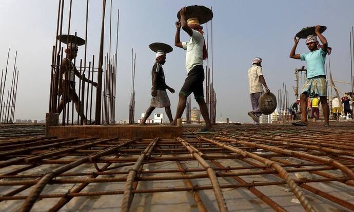 निर्माण प्रतिबंध के कारण काम गंवाने वाले श्रमिकों को 5,000 रुपए की सहायता देगी  दिल्ली सरकार