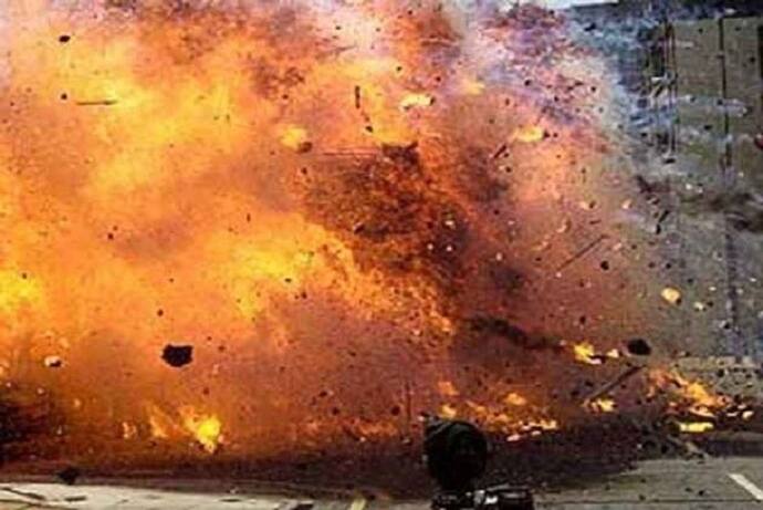 पाकिस्तान के बलोचिस्तान में बम विस्फोट: चार सैन्य अधिकारियों की मौत, दो घायल