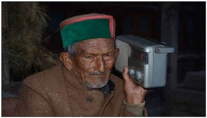 106 साल के 'मास्टर' ने जिंदगी में 34वीं बार किया वोट, जानिए पहली बार कब-किस चुनाव में दिया वोट 