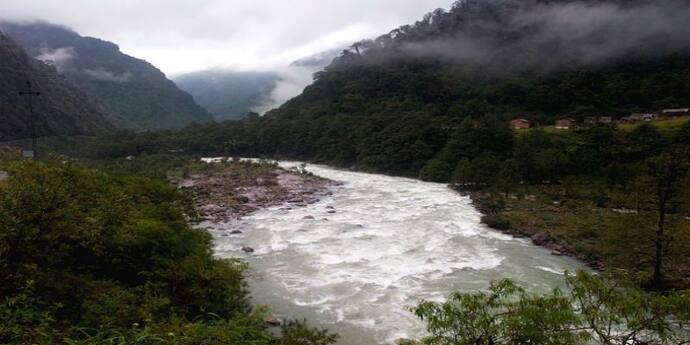 Sikkim: সিকিমে নিষিদ্ধ করা হল প্লাস্টিকের জলের বোতল পর্যটকদের উদ্দেশ্যে বিরাট বার্তা রাজ্য সরকারের