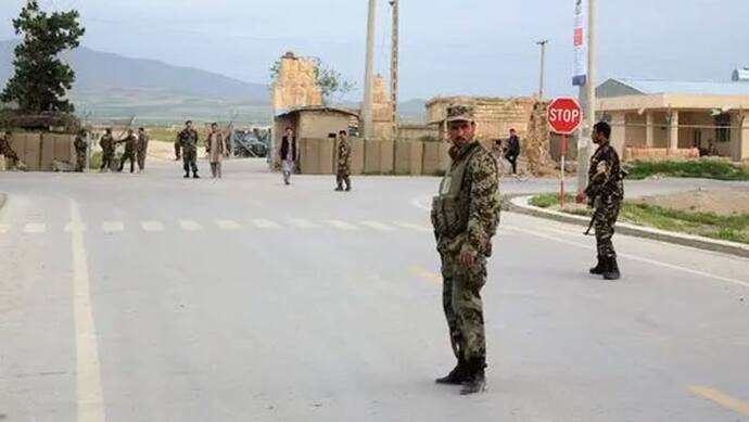अफगानिस्तान: तालिबानी हमले में 14 लोगों की मौत, 39 घायल