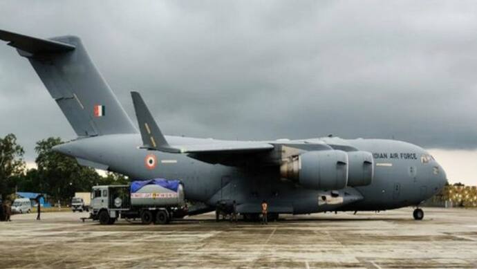 कश्मीर: अमरनाथ यात्रियों को एयरफोर्स के सी-17 एस विमान से एयरलिफ्ट किया जाएगा