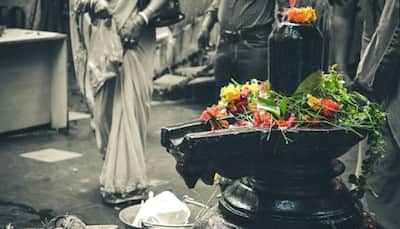 ভারতের কিছু অলৌকিক শিব মন্দির, যেখানের মূর্তি ক্রমাগত রঙ পরিবর্তন করে