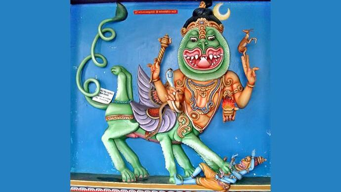 सावन: जानें क्यों भगवान नृसिंह को शिव के इस अवतार ने अपनी पूंछ में लपेटा था...