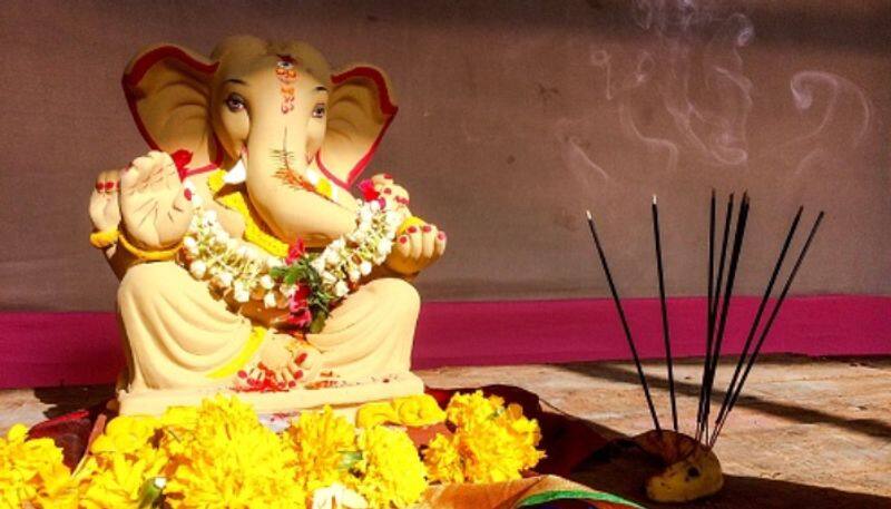 Know The Ganesh Chaturthi Puja Vidhi At Home 2408