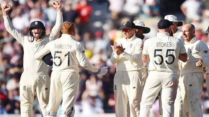 टेस्ट मैच: इंग्लैंड से 135 रनों से हारने के बाद भी ऑस्ट्रेलिया के खाते में गई एशेज ट्रॉफी, जानें वजह