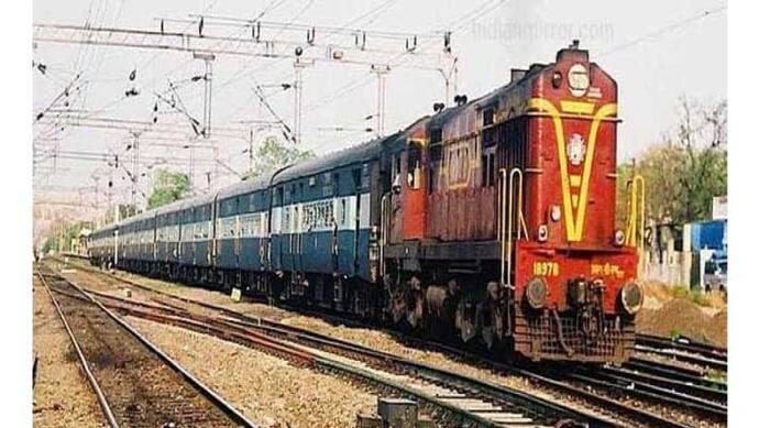 बुंदेलखंड और पूर्वांचल के रेल यात्रियों को राहत, प्रयागराज में खुलेगी रेलवे क्लेम ट्रिब्यूनल की बेंच