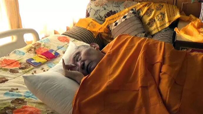 रहस्य बनी 87 वर्षीय बौद्ध भिक्षु की देह, इसी लेटी हुई अवस्था में ली है समाधि