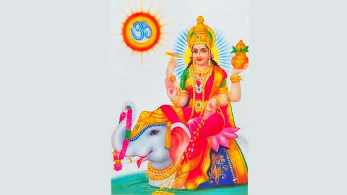 नवरात्रि: हाथी पर सवार होकर आएंगी देवी, सर्वार्थ और अमृत सिद्धि के शुभ योग में होगी घटस्थापना