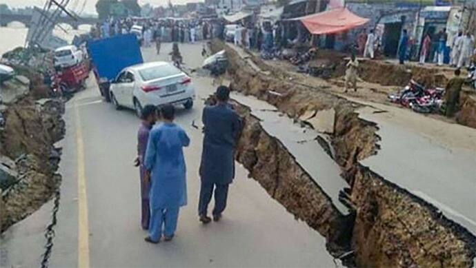 पाकिस्तान में आए भूकंप में मरने वालों की संख्या बढ़कर हुई 38
