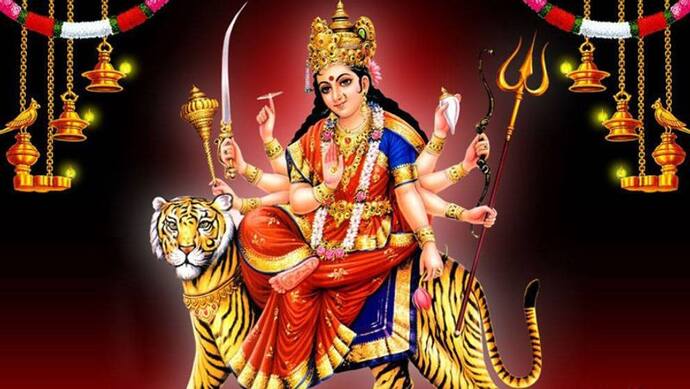 नवरात्रि का पहला दिन तय करता है किस वाहन से धरती पर आएंगी देवी दुर्गा और क्या होगा उसका असर