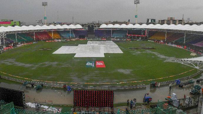 PAK vs SL: बारिश से धुला पहला वनडे, आईसीसी ने इस तरह ली पाकिस्तान की चुटकी
