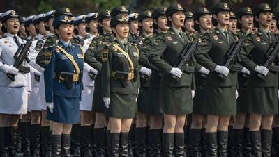तस्वीरें: चीन ने नेशनल डे पर दिखाई सैन्य ताकत, नए और खतरनाक परमाणु हथियारों का किया प्रदर्शन