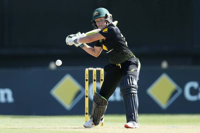 आस्ट्रेलिया की क्रिकेटर एलिसा हीली ने महिला टी20 में बनाया विश्व रिकार्ड