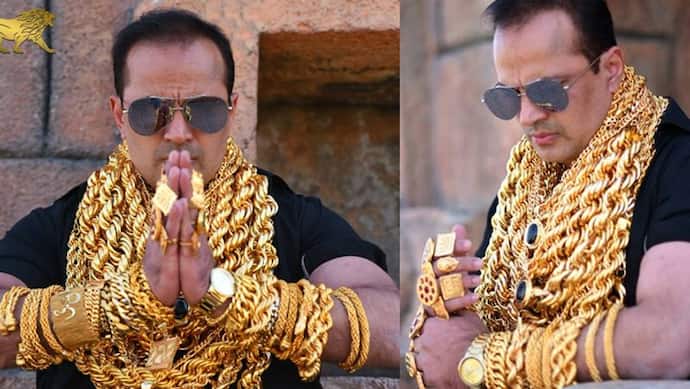 'सोने से लदा यह शख्स तिरुपति मंदिर का पुजारी है..' इस दावे के साथ वायरल फोटो का सच क्या है