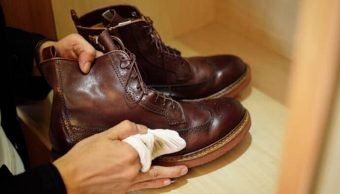 shoe cleaner