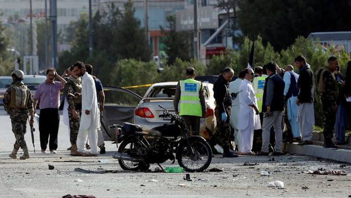 अफगानिस्तान : मस्जिद में नमाज के वक्त हुए 2 विस्फोट, 60 लोगों की मौत, 62 से ज्यादा घायल