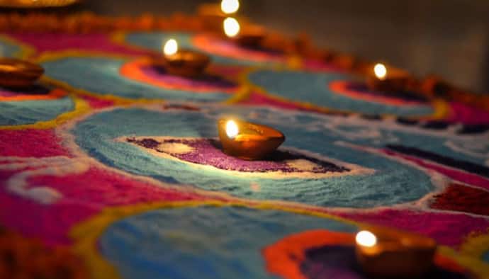 Kartik Amavasya 2021- কার্তিকী অমাবস্যায় দীপান্বিতা লক্ষ্মী পুজো করছেন, জেনে নিন এই তিথির মাহাত্ম্য