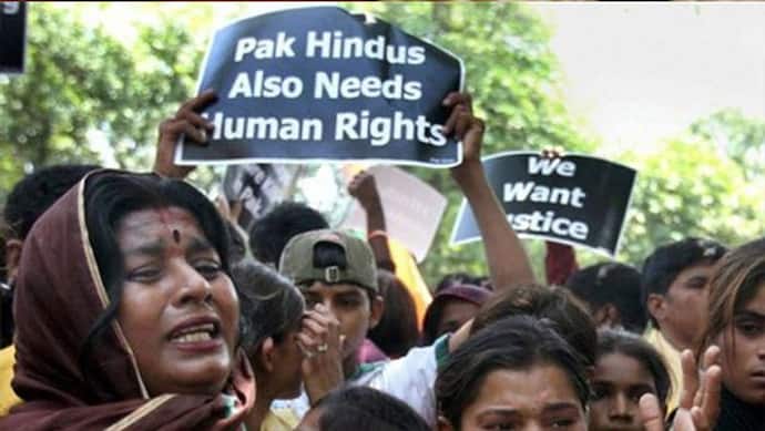 पाकिस्तान की प्रवृत्ति बन चुका है धार्मिक उत्पीड़न, महिलाओं के लिए भी सबसे खतरनाक देश