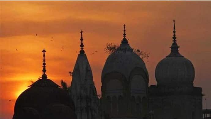 मुस्लिमों ने पैसे इकट्ठे कर बनवाया मंदिर, दिवाली के मौके पर मौलवी ने किया उद्घाटन