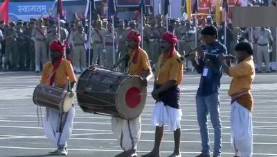 पीएम मोदी ने राष्ट्रीय एकता दिवस पर शपथ ली, सांस्कृतिक कार्यक्रम का आयोजन; देखें तस्वीरें