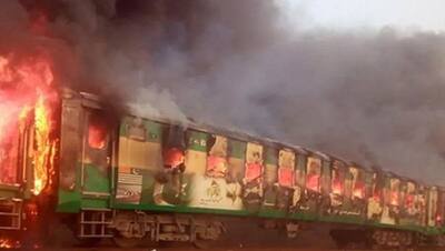 ट्रेन में अंडा उबालते वक्त सिलेंडर से ब्लास्ट, जिंदा जल गए 73 यात्री, हादसे के बाद की 15 Photos