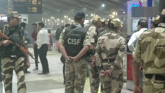 दिल्ली एयरपोर्ट पर बैग में विस्फोटक, सुरक्षा एजेंसियों में मचा हड़कंप