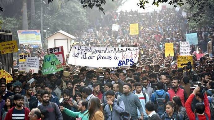 जेएनयू को नहीं है आंदोलनरत छात्रों के बारे में कोई सूचना, दिल्ली हाईकोर्ट ने भी जताई 'हैरानी'