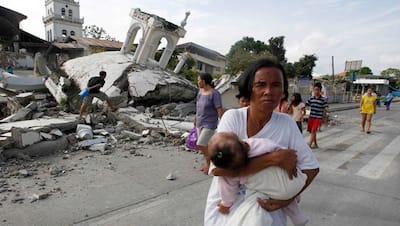 भूकंप के झटकों से थर्राया ये देश, सामने आई दिल दहला देने वाली फोटोज