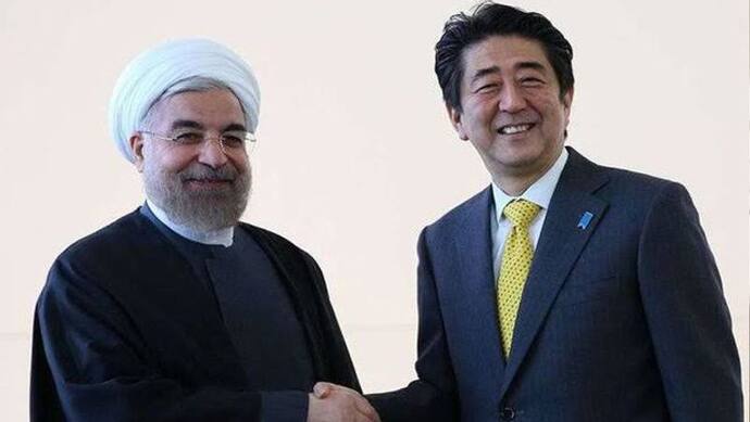 अमेरिका के साथ तनाव के बीच ईरान के रूहानी और जापान के प्रधानमंत्री शिंजो आबे ने मुलाकात की