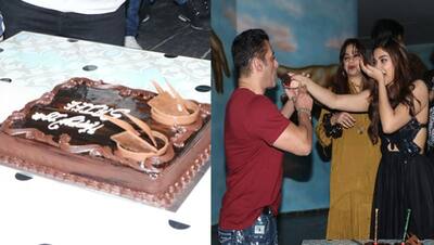 सलमान और पापा महेश संग 'दबंग 3' की एक्ट्रेस ने काटा बर्थडे केक,  शॉर्ट ड्रेस में दिखीं ग्लैमरस
