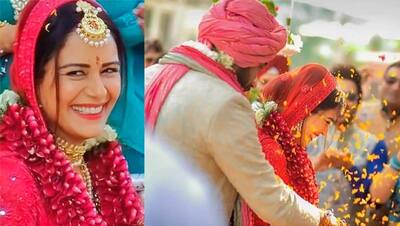 Wedding Album: मंडप में पहुंचने से वरमाला तक, 7 फोटो में देखें मोना सिंह की शादी की रस्में
