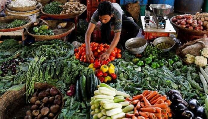 पूरे भारत में सब्जियों की कीमतों में उछाल, नींबू 300 रुपए किलो के पार, जानिए इसकी वजह 