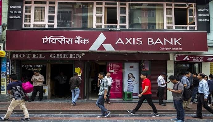 ICICI और  HDFC बैंक के बाद AXIS Bank बैंक ने भी दी लोन ईएमआई टालने की सुविधा