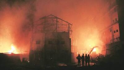 महाराष्ट्र में केमिकल फैक्ट्री की आग में जिंदा जले 5 मजदूर, धमाके से बने भूकंप जैसे हालात