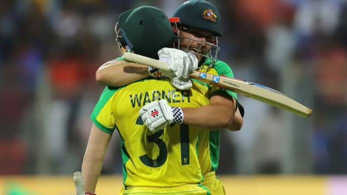 IND vs AUS 1st ODI: 10 विकेट से जीता ऑस्ट्रेलिया, विकेट के लिए तरस गए भारतीय गेंदबाज