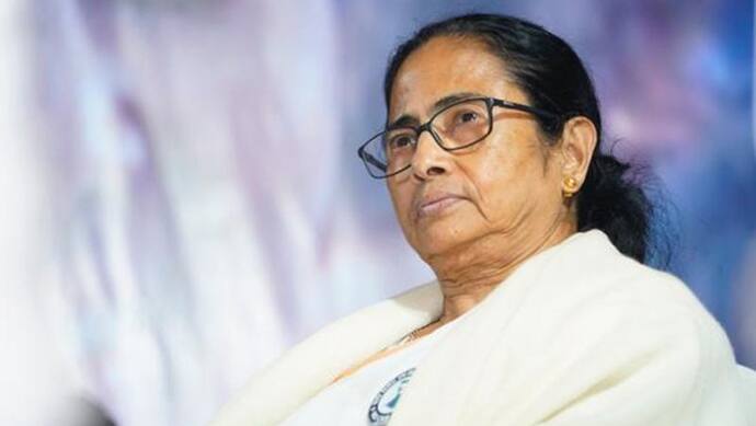 राज्यपाल के साथ 'सर्वदलीय बैठक' में नहीं शामिल होंगी मुख्यमंत्री ममता बनर्जी