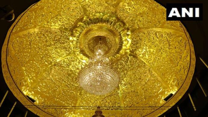 मुंबई के सिद्धिविनायक मंदिर को मिला अब तक का सबसे बड़ा दान, दिल्ली के भक्त ने चढ़ाया 14 करोड़ रुपए का सोना