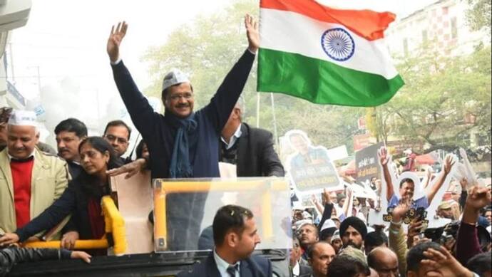 दिल्ली विधानसभा चुनावः CM केजरीवाल समेत करीब 600 उम्मीदवार मैदान में, आखिरी दिन भरे गए 200 पर्चे