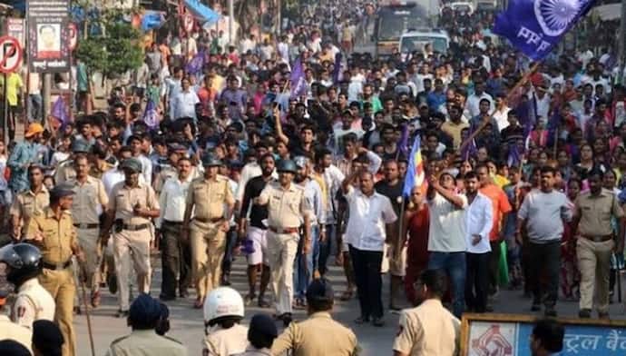 कोरेगांव भीमा हिंसा मामला; महाराष्ट्र सरकार की वरिष्ठ अफसरों के साथ समीक्षा बैठक