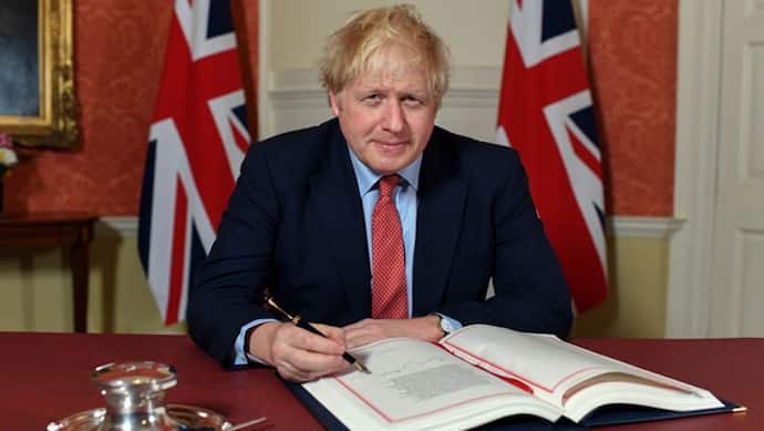 ब्रिटेन ने तोड़ा EU संग दशकों पुराना रिश्ता, PM बोरिस जॉनसन ने 'समझौते' पर किया हस्ताक्षर