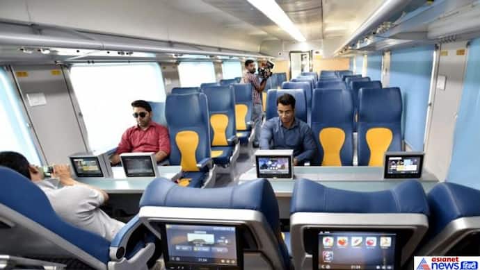बजट; तेज होगी भारत की रफ्तार, तेजस जैसी 150 प्राइवेट ट्रेन, 27 हजार किमी ट्रैक इलेक्ट्रिक होगा