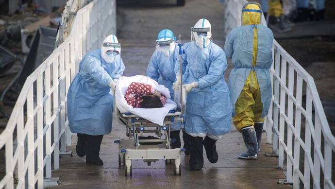 चीन में जारी कोरोना वायरस का कहर, मरने वालों की संख्या 813 पहुंची, नए मामलों में कमी से राहत