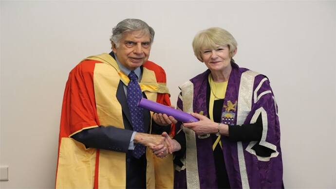 रतन टाटा का सम्मान, ब्रिटेन की यूनिवर्सिटी ने दी डॉक्टरेट की मानद उपाधि