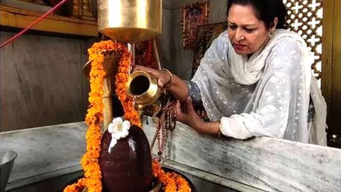 एक सपने की वजह से इस मुस्लिम महिला ने बनवाया शिव मंदिर, रोज भोलेनाथ को चढ़ाती है जल