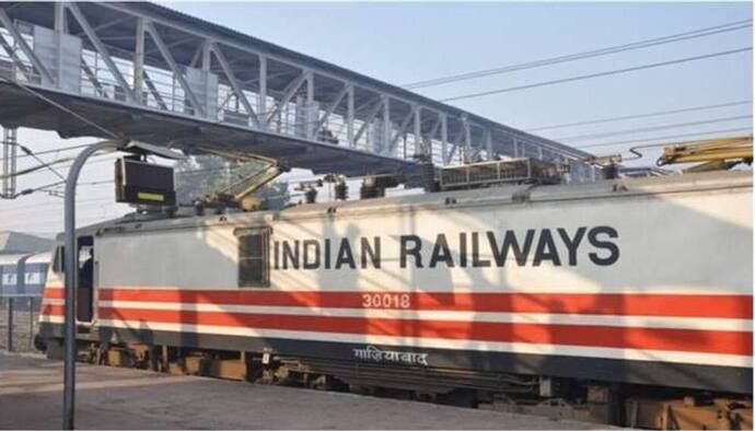 रेलवे ने टिकट कैंसिलेशन और वेटिंग टिकट कैंसिल नहीं करने से कमाए इतने हजार करोड़