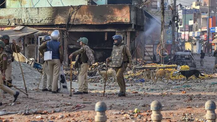 दिल्ली हिंसाः 27 की मौत, 106 गिरफ्तार, पुलिस बोली अब हालात काबू में