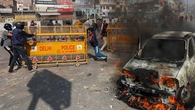 नाले में मिलीं 2 और लाशें, मौत का आंकड़ा 36 तक पहुंचा, दिल्ली में ऐसे शुरू हुई हिंसा