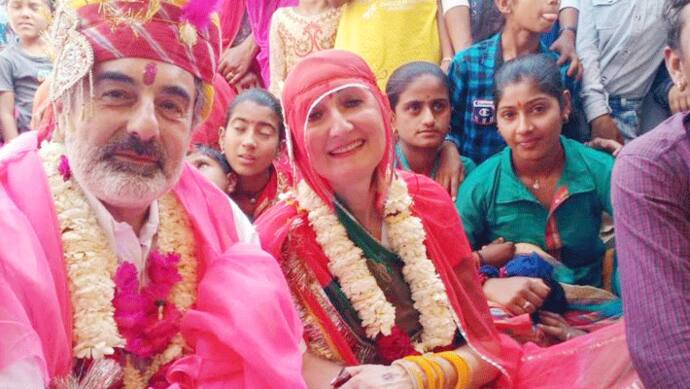 फ्रांस से आया कपल राजस्थान में आकर बना दूल्हा दुल्हन, 7 दिन तक गांव में रहकर सीखे रीति रिवाज