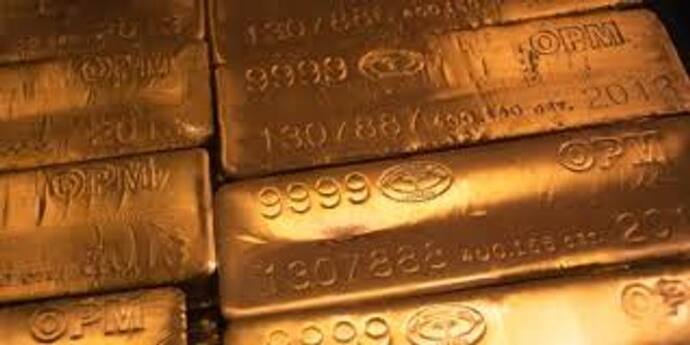 लगातार घट रहा है सोने का आयात, वित्त वर्ष के 11 महीने में सोने का आयात 8.86 प्रतिशत घटकर 27 अरब डॉलर हुआ